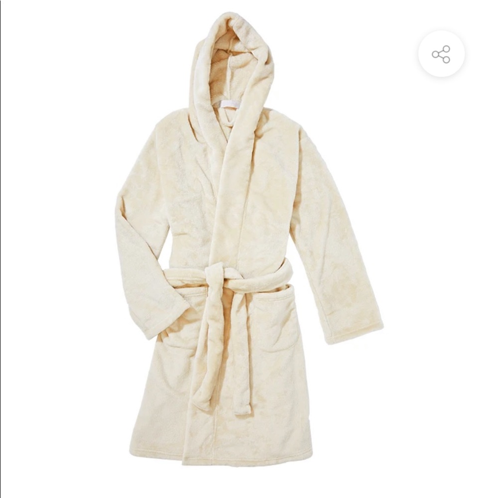 NWT Summer & Rose Cozy Robe